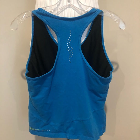 Danskin Workout Top with Built in Bra - Picture 3 of 4